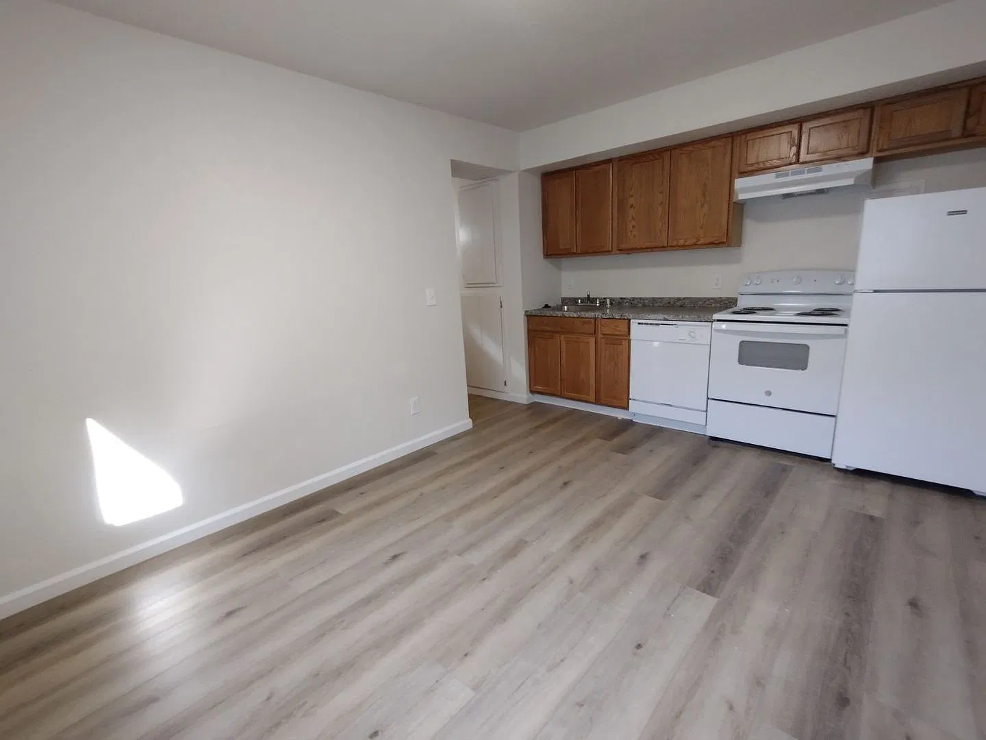 Legacy Townhome — Photo 3