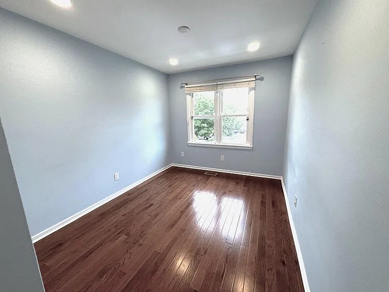 4002 Franklin Ct #4002 — Photo 10