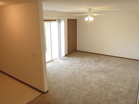 5th image of 3308 56th Ave Unit 104