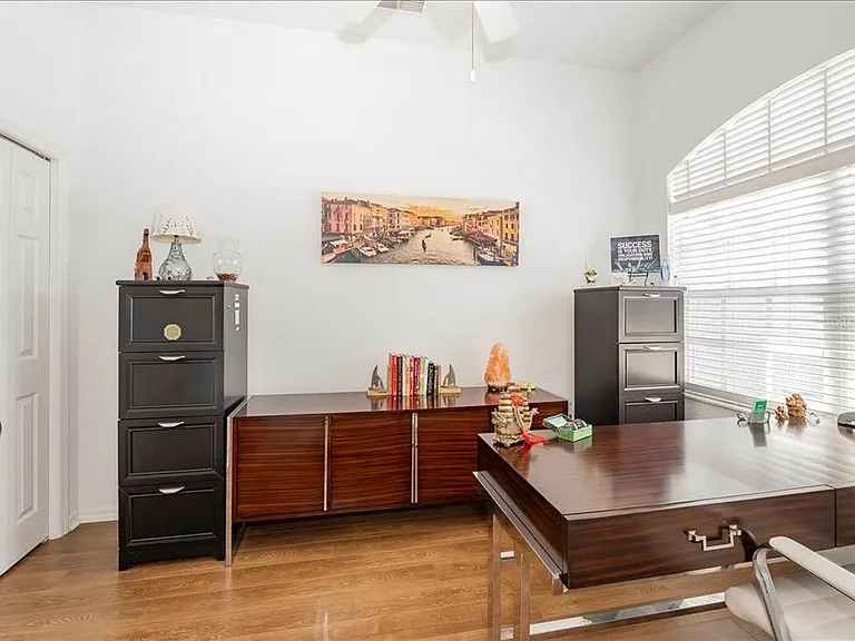 5845 Danterbury Ct — Photo 9