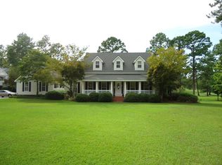 109 Eagle Dr, Tifton, GA 31793