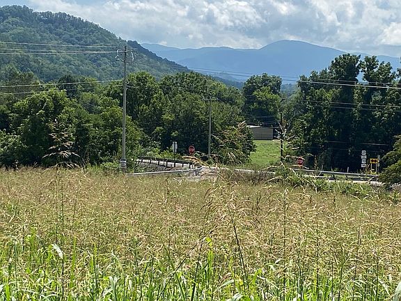 2nd image of Highway 25/70