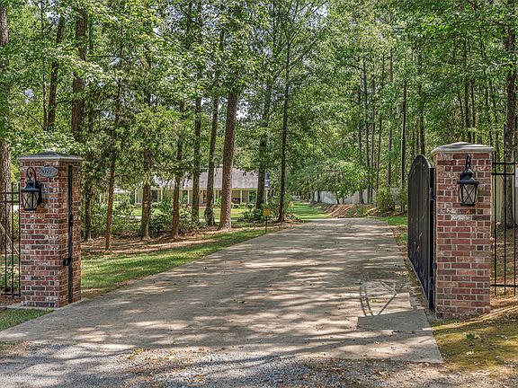 2nd image of 8602 Springwood Rd
