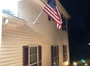 3 Drake Ln, Canton, CT 06019