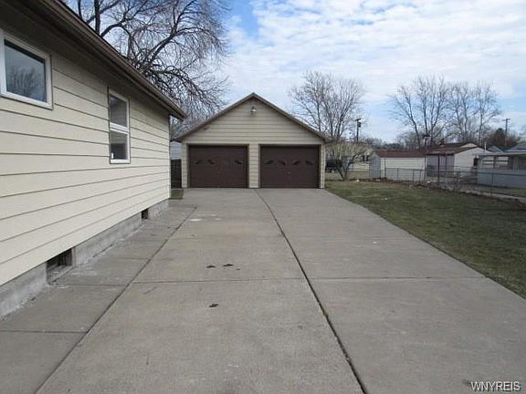 3rd image of 729 66th St