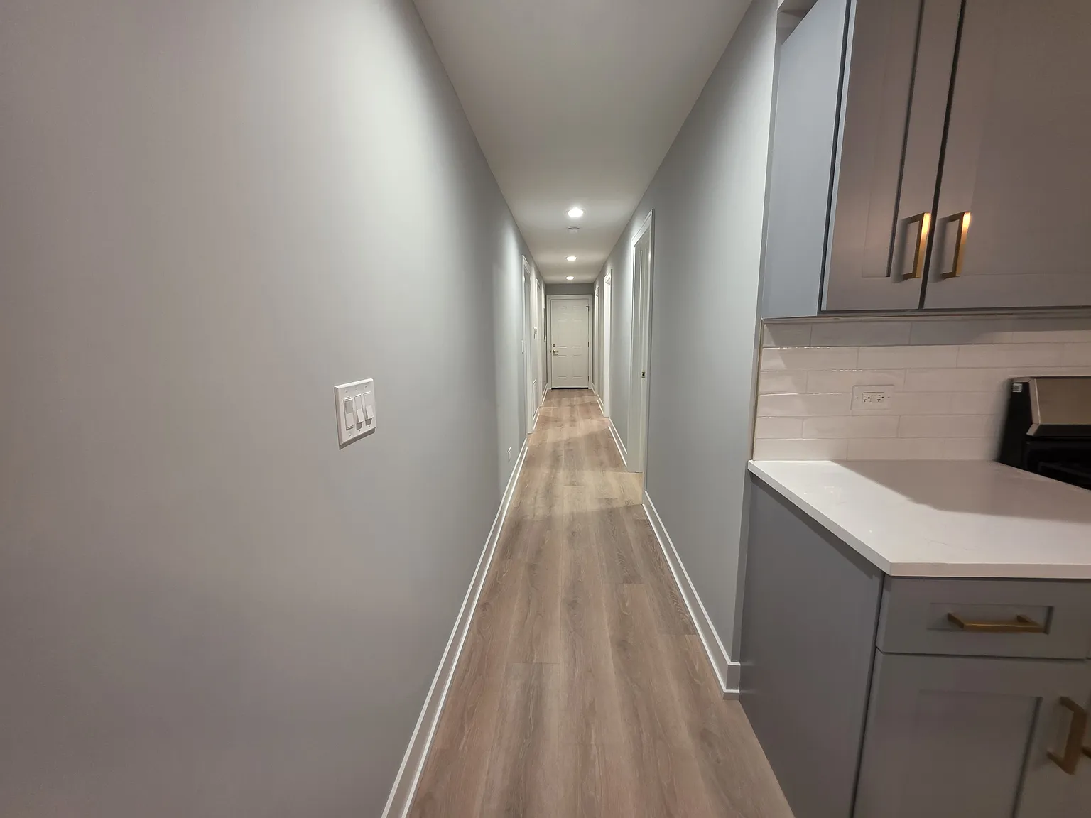 3 bed, 1500 sqft, $4,025 — Photo 4
