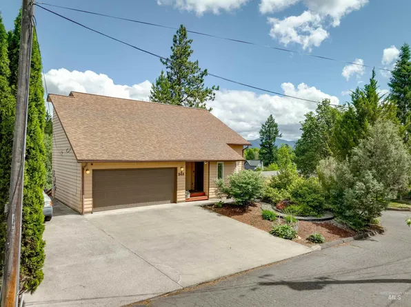 545 N Blaine St, Moscow, ID 83843