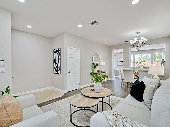 5th image of 1233 Arabelle Way