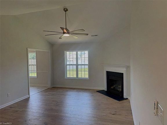 5th image of 5828 Huckleberry Ct