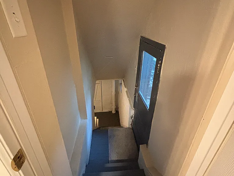 1204 Fallowfield Ave — Photo 29