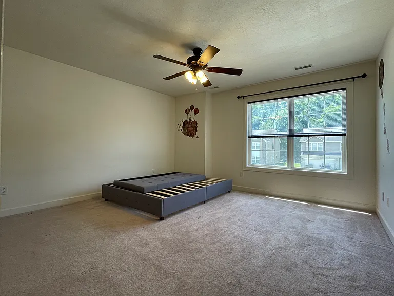 2875 Parkview Dr — Photo 25