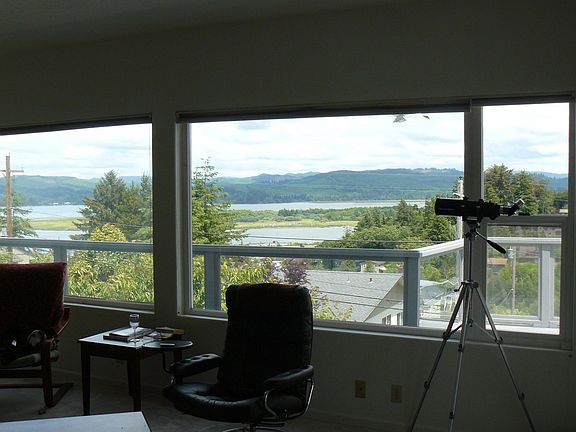 Living Room Bay View
