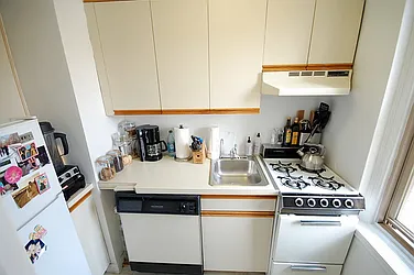 Rented by City Connections Realty