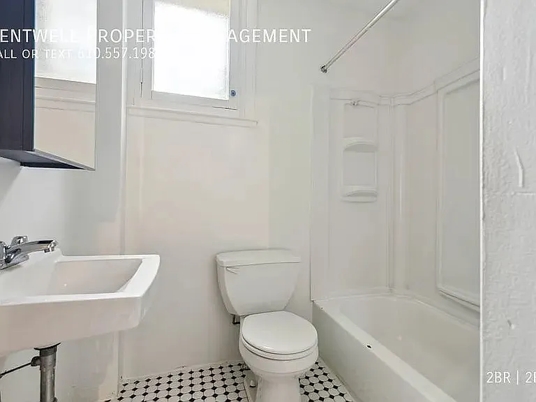 259 S 46th St #1 — Photo 26