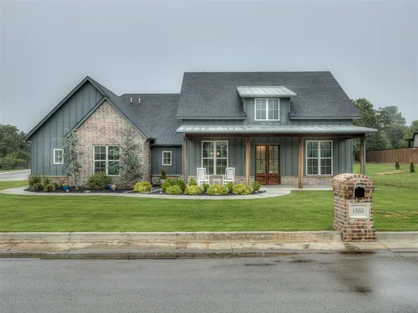 1880 Shaylee Ln, Choctaw, OK 73020