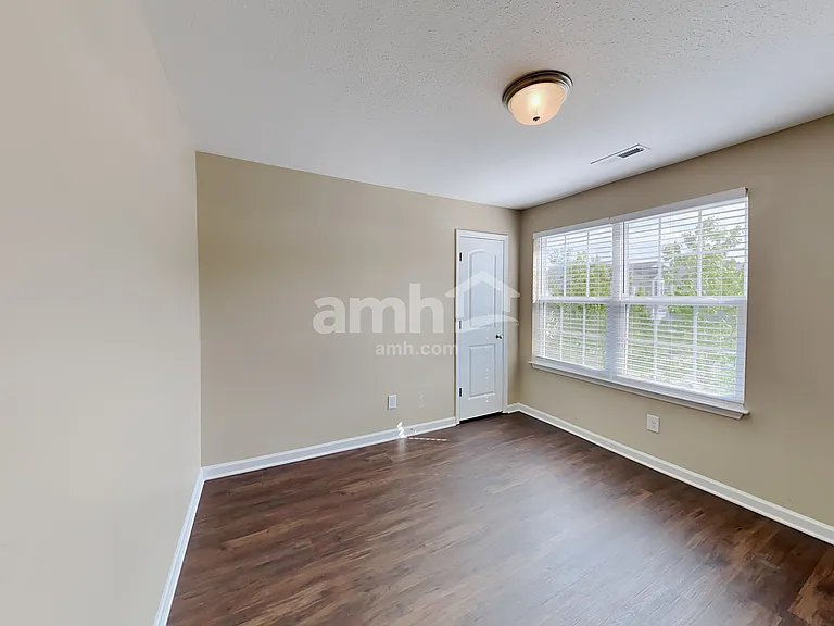 1300 Cathedral Rock Ct — Photo 19