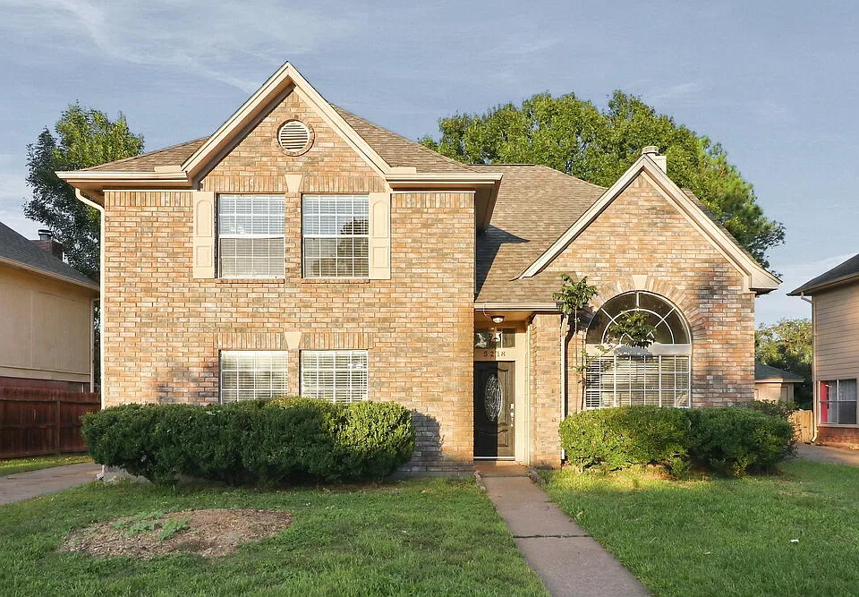 5218 Prairie Creek Dr