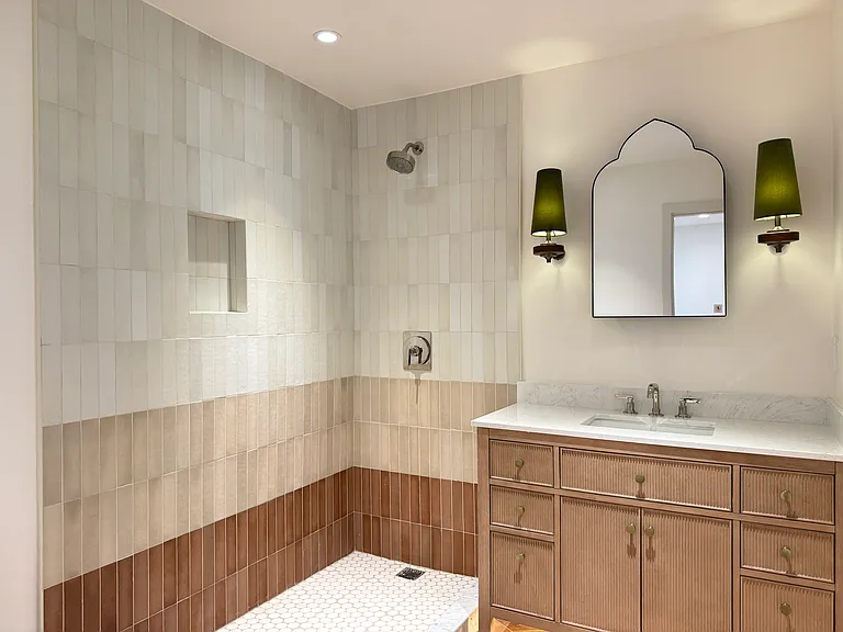 22783 Voss Ave #B — Photo 3