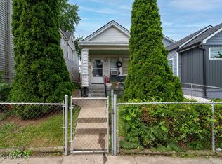 916 Ash St, Louisville, KY 40217