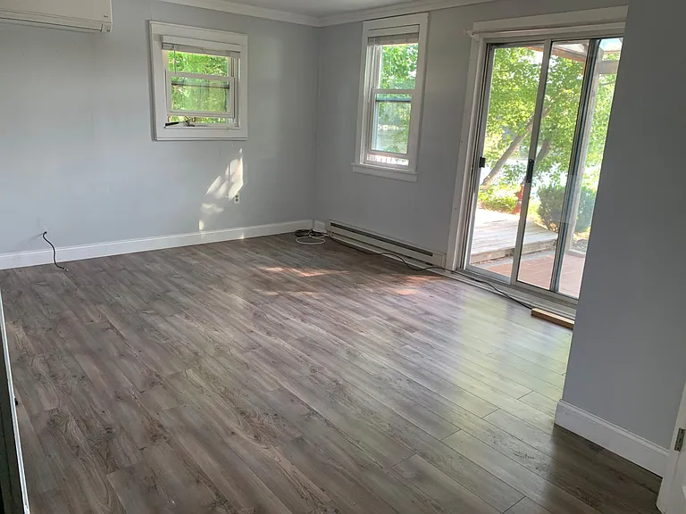 140 Riverbank Rd #B — Photo 6