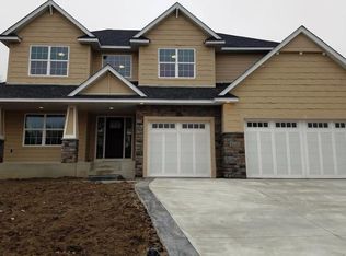 5651 Sunnybrook Cir, Mound, MN 55364
