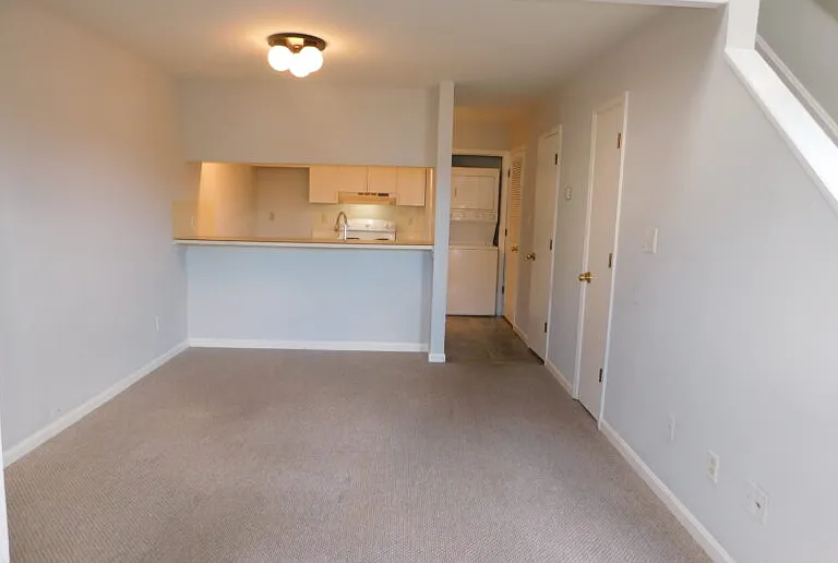 1412 N Weinbach Ave #C — Photo 3