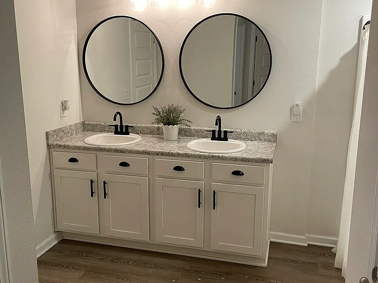 5240 Peach Dr — Photo 30