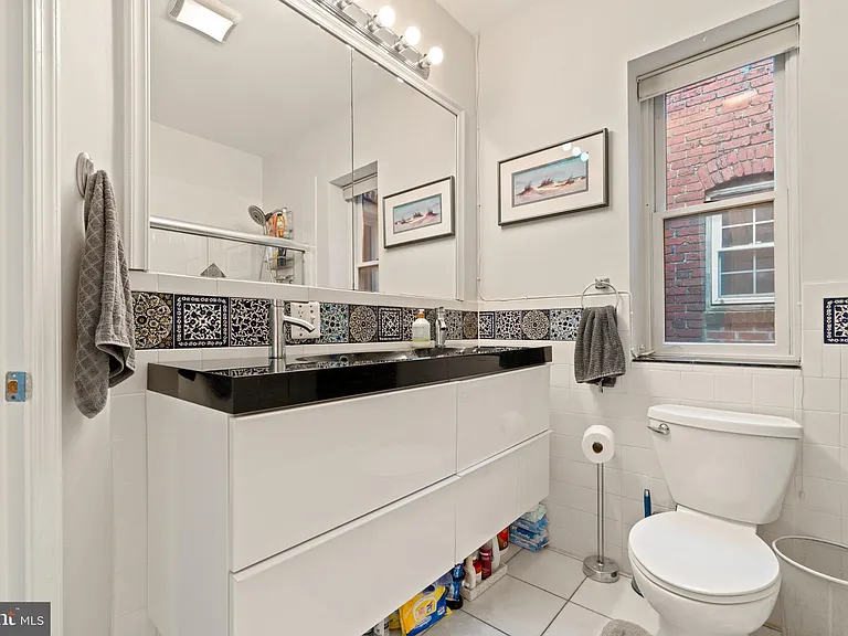 1723 Seaton St NW — Photo 24
