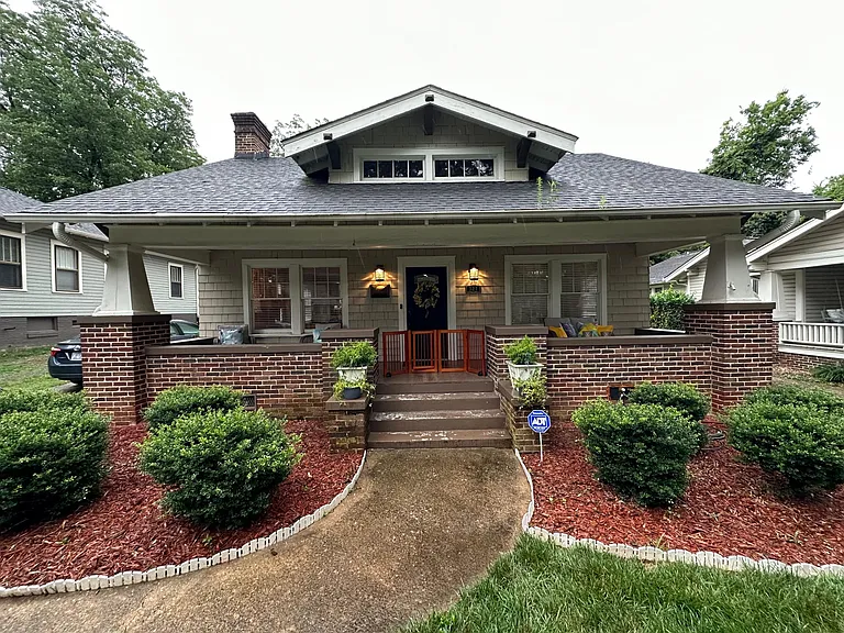 321 Walnut Ave — Photo 2