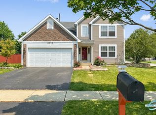 3270 Hopewell Dr, Aurora, IL 60502