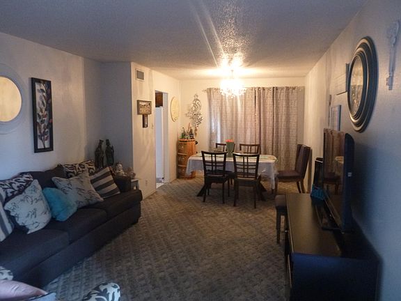 4th image of 10236 Maxwood Dr