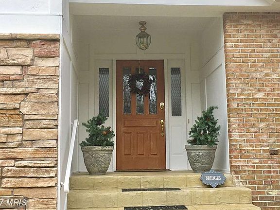 2nd image of 1004 Blackbeard Dr