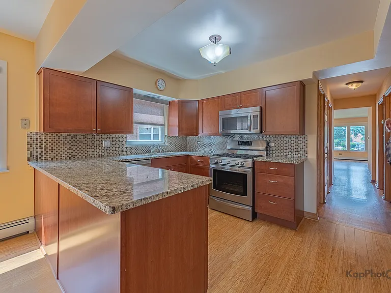 8465 W Berwyn Ave #1 — Photo 5