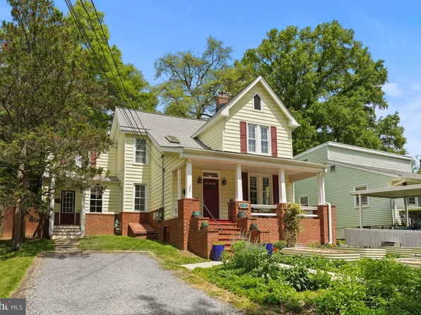 5814 Quebec St, College Park, MD 20740