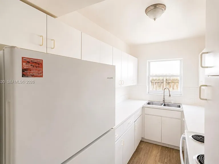 7271 Gary Ave #4 — Photo 5
