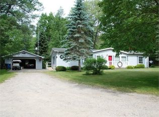 10835 White Birch Trl, Gladwin, MI 48624