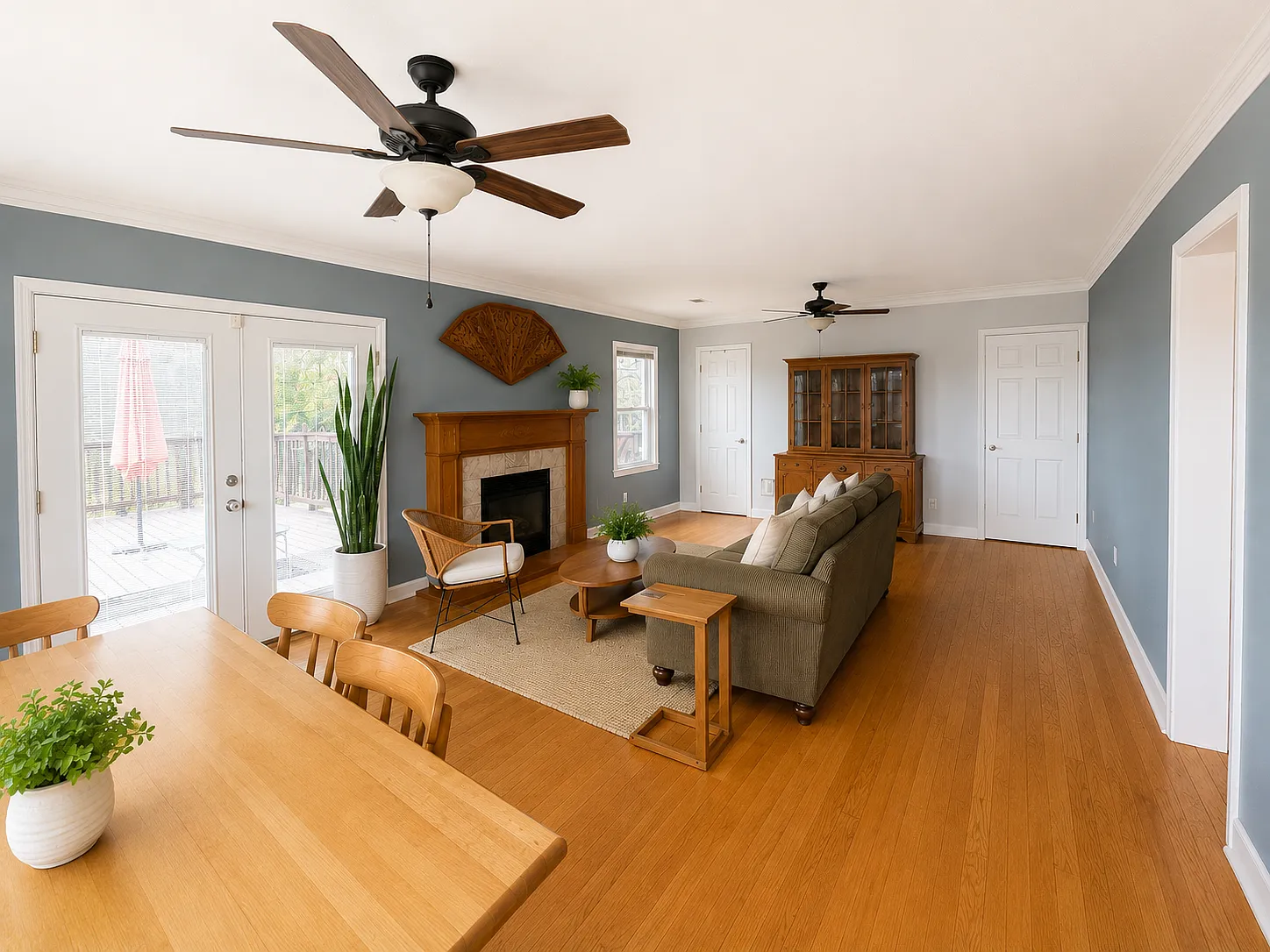 3 bed, 1800 sqft, $2,300 — Photo 2