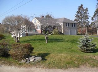 1 McKenney Point Rd, Cape Elizabeth, ME 04107