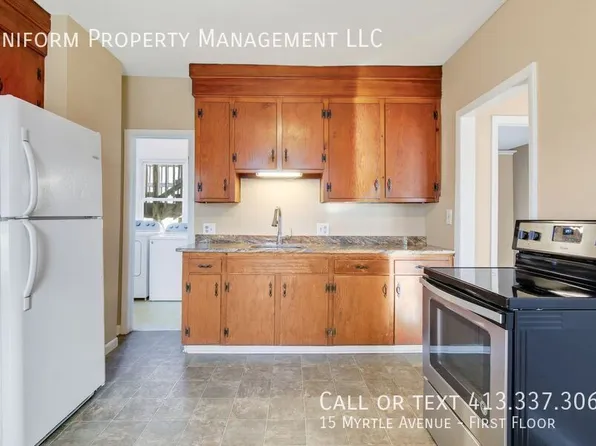 15 Myrtle Ave APT 1, Westfield, MA 01085