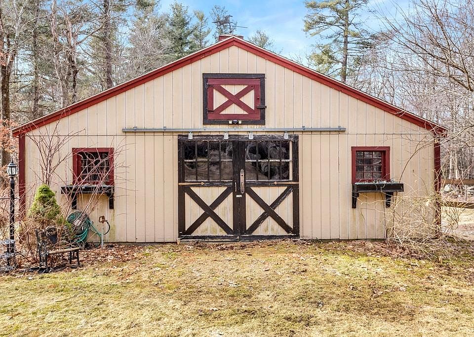 68 McIntyre Rd, Oxford, MA 01540 Zillow