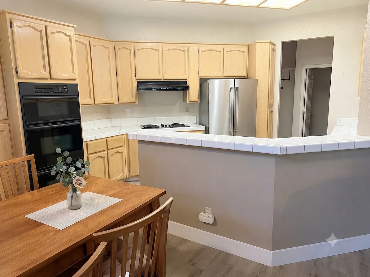 3 bed, 1608 sqft, $2,900 — Photo 3