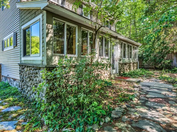 140 River St, Acton, MA 01720