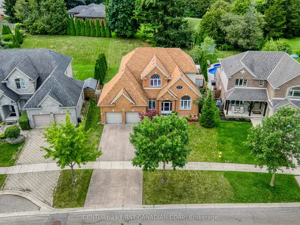 149 Skyline Ave, London, ON N5X 0A3