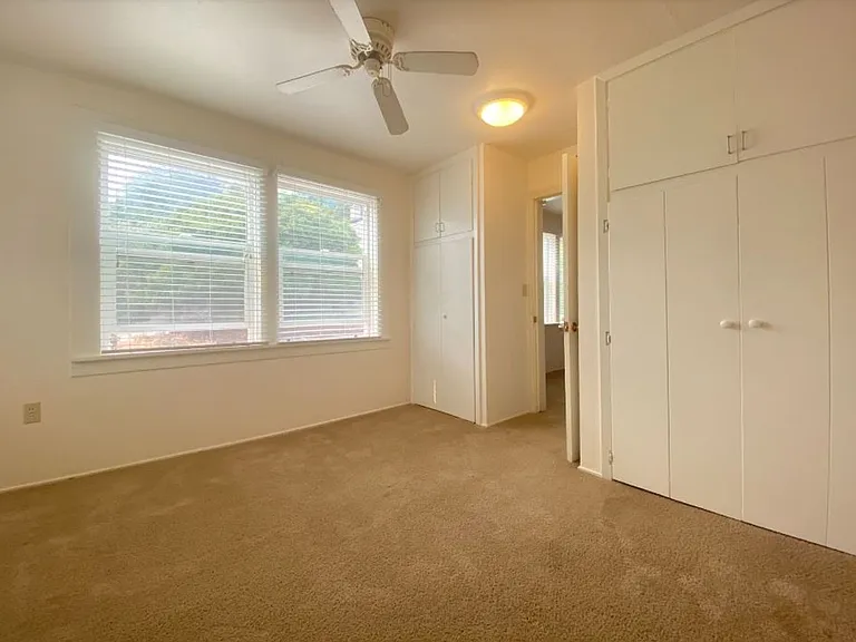 100 Edgecliff Way — Photo 7