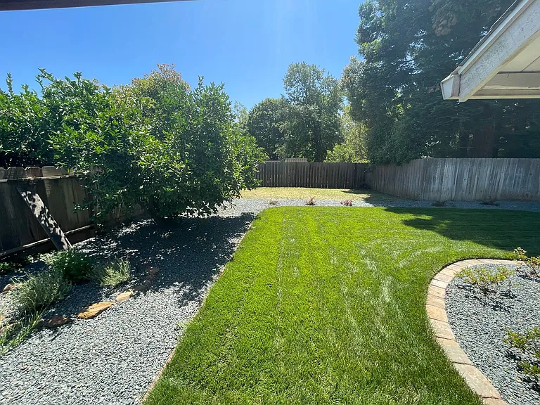 387 Autumn Gold Dr — Photo 18