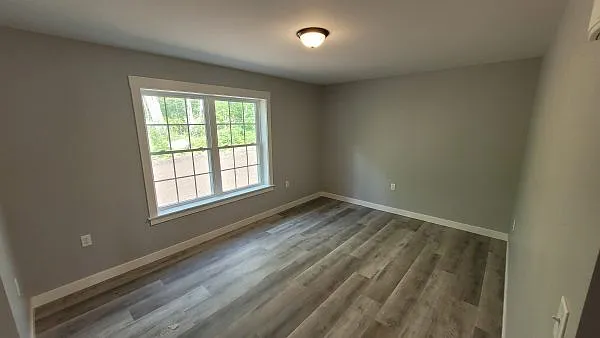 2 bed, 1000 sqft, $1,675 — Photo 2