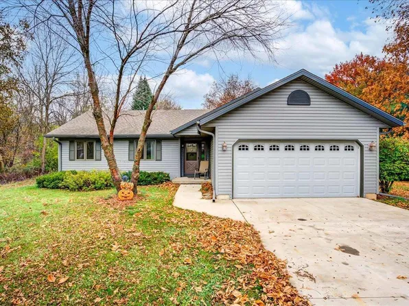 N130 Hickory Lane, Waterloo, WI 53594