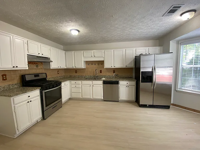 4155 Buckley Woods Dr — Photo 9