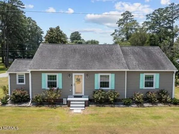 303 Foy Street, Pollocksville, NC 28573