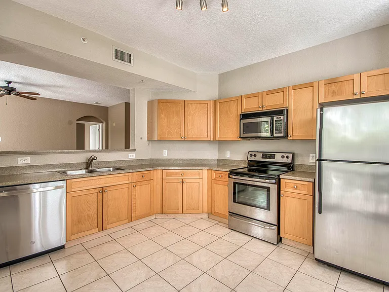 11010 Legacy Dr #206 — Photo 8